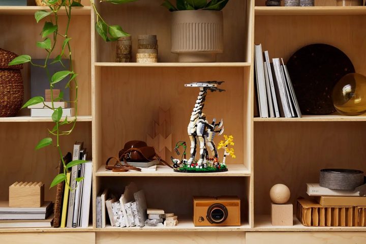 A Lego Tallneck from the Horizon series.
